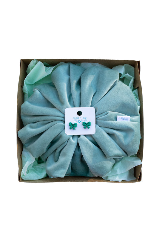 Oversized Scrunchie and Stud Earring Gift Set